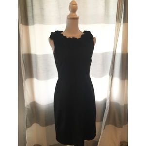 Taylor black ruffle trim dress knee length size 6p